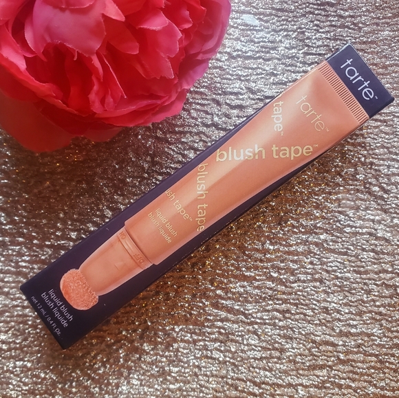 Tarte Shape Tape Shimmering Liquid Blush Wand in Peach - Picture 11 of 14